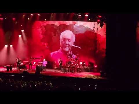 Tom Jones -