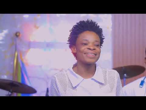 Moyi Wanyi Avec SR Tyna Ntumba