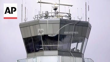 LISTEN: Southwest Airlines flight avoids another plane crossing Chicago runway