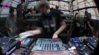 Basement Jaxx - Fly Life Xtra [played by Mathias Kaden]