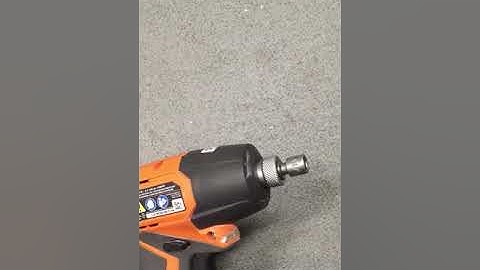 Remove stuck socket from an impact driver