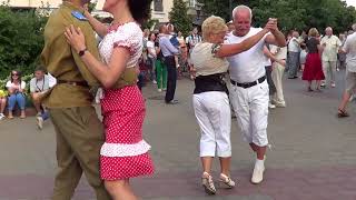 ТРИ ПОКОЛЕНИЯ ТАНЦОРОВ! Все - КЛАССНЫЕ! Brest! Music! Dance! ТРИ ПОКОЛЕНИЯ ТАНЦОРОВ! Все - КЛАССНЫЕ! Brest! Music! Dance!