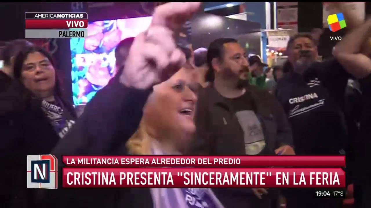 Cristina presenta "Sinceramente" en la Feria del Libro - YouTube