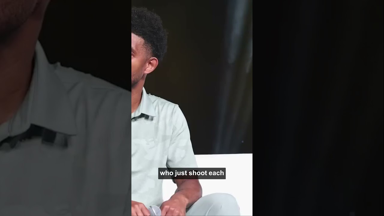 Mayor Gets Racist Voicemail, Hosts React auf YouTube ansehen Mayor Gets Racist Voicemail, Hosts React auf YouTube ansehen