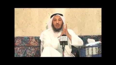 الشيخ عثمان الخميس وضع المصحف أثناء سجود التلاوة