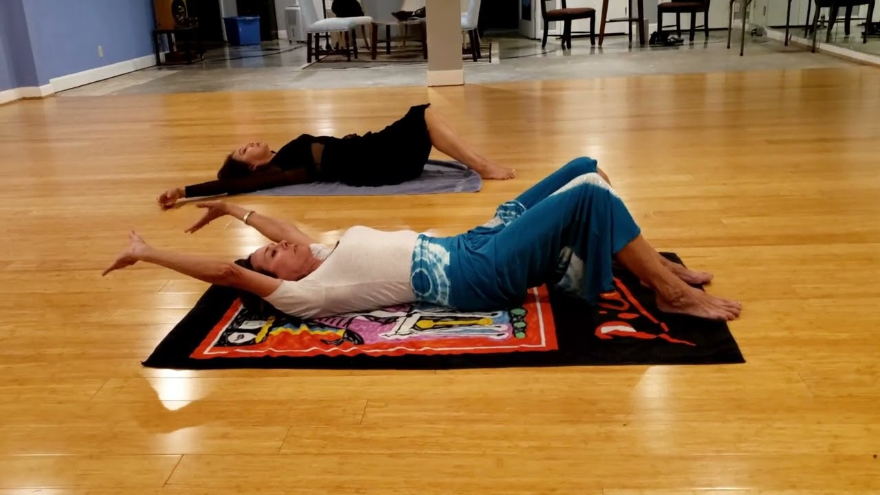 Упражнение «Фламенко Класс», стабилизация грудной клетки и центра, артикуляция тазобедренных суст...