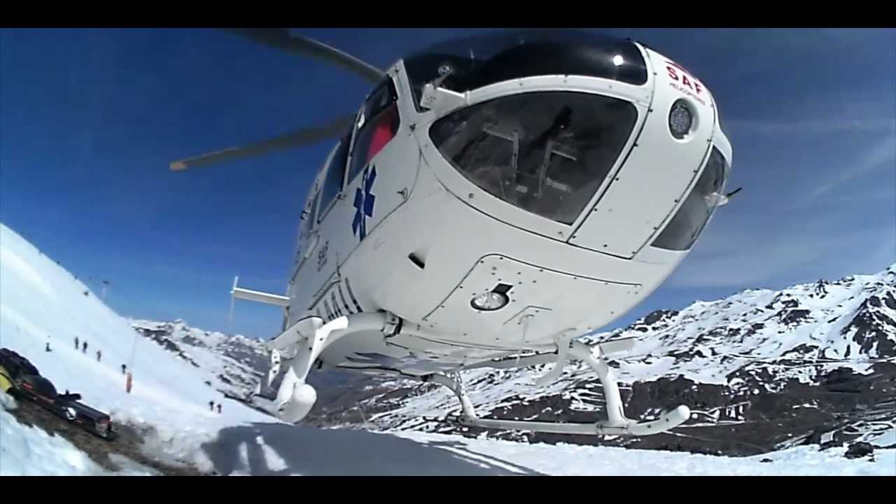 SAF Hélicoptères  -  Le secours une histoire (Base de secours CRS PGHM Courchevel)
