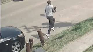 Purse snatching suspect at the 2900 block of Westridge. Houston PD #1206295-19