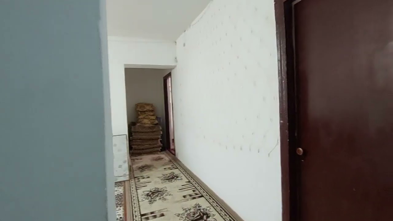 Кунград уй-жай (Каракалпакстан). Менделеев 36-мектеб алдинда 4 комнат квартира сатылады.