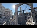 تفقد آثار القصف الإسرائيلي الذي طال مسجد أبو سليم في دير البلح وسط قطاع غزة