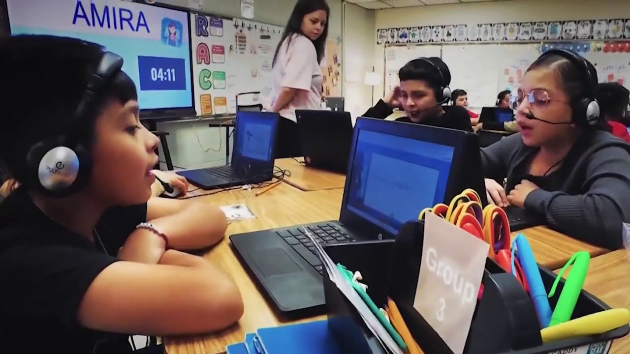 Houston-area students build confidence in two languages with new AI reading tool