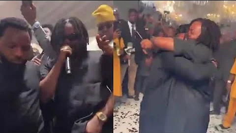 Olamide surprised Davido and chioma at the Wedding