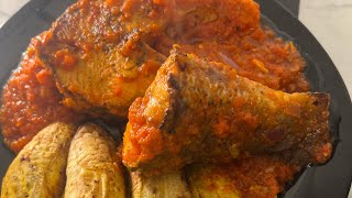 PERFECT NIGERIAN FISH STEW - NIGERIAN PARTY FISH | PEPPERED FISH SALMON