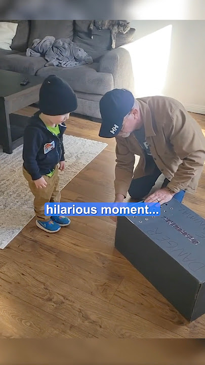 Download lagu His grandson asked for a pet walrus 🤣❤️