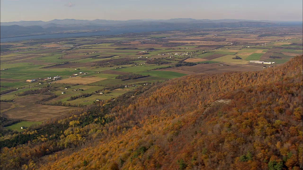 Heart of the Village Inn: Welcome to Shelburne VT