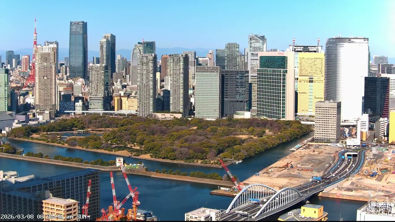 東京ライブカメラ 4K | 港区・築地 | 夕焼けと都心の景色 | 2026-03-08