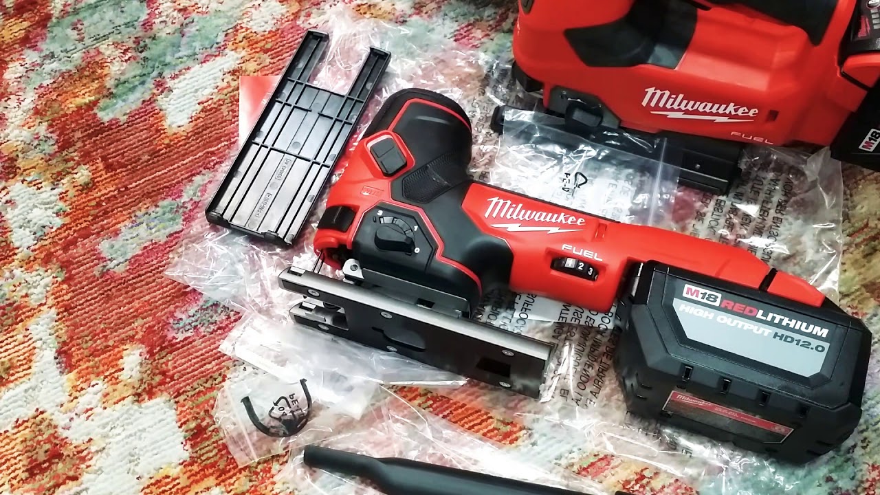 Milwaukee 2737b-20 barrel grip jigsaw unpacking & mini review of co...