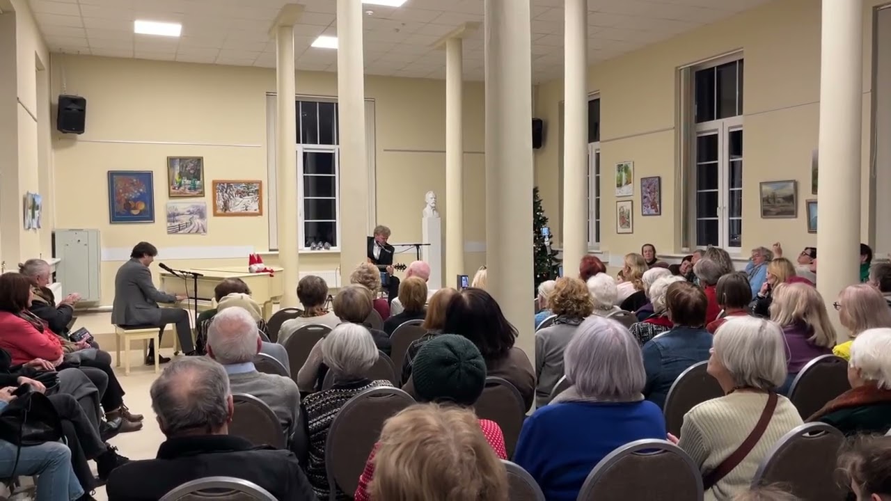 Ainis ir Gediminas Storpirščiai. Kalėdų belaukiant.