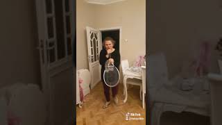 Gülme Yi Bayılma Zannettik