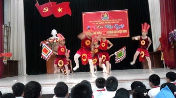 Múa dòng máu lạc hồng - lớp 5B giải nhất hội thi văn nghệ trường tiểu học Đông Lâm  năm học 17-18