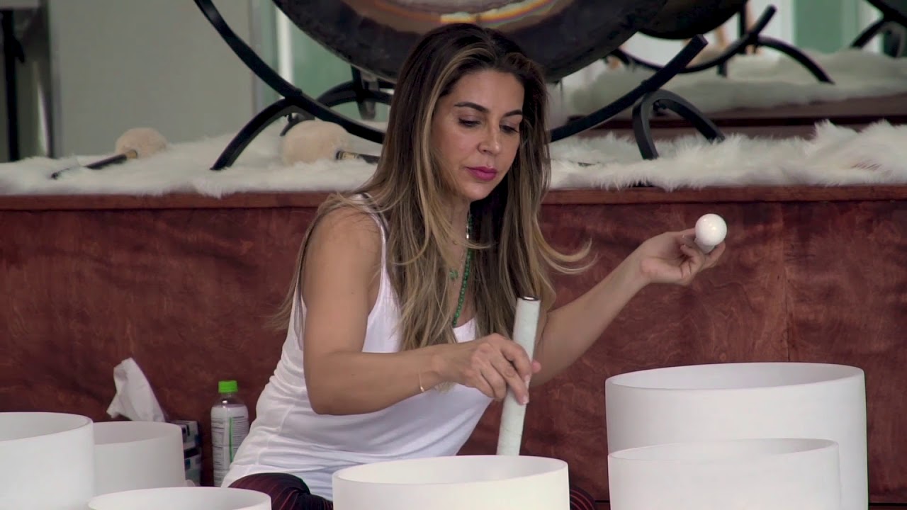 Mia Smith - Club Industry Show 2019