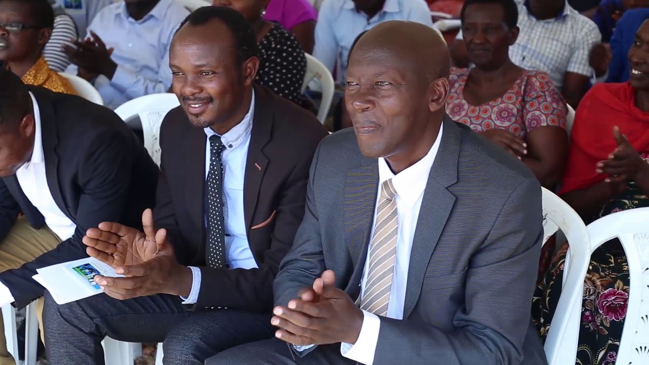 APACOPE TEACHERS: Reba aho MD w' Apacope LTD ashimira abakozi b' APACOPE!