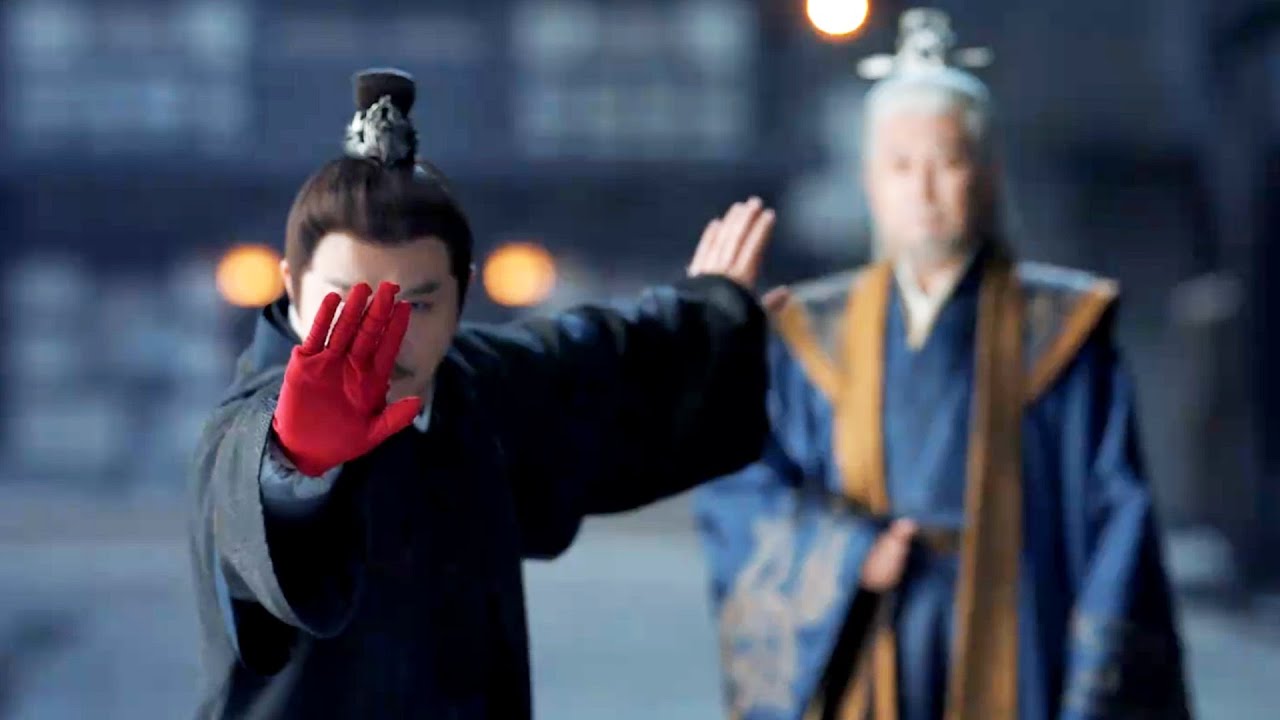 爆燃武俠片！魔族高手偷襲白髮老頭，怎料身邊太監竟是功夫高手，一掌將他擊飛！#chinesedrama #武侠 #movie #功夫 #动作 #kungfu