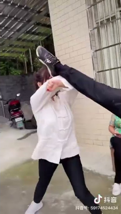 Film Kungfu comedy - The power of woman 🥰🥰🥰 #viral #tiktok #shorts #film #kungfu