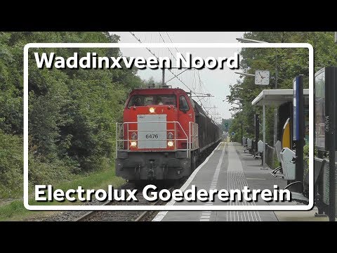 Elektrolux Goederentrein komt door station Waddinxveen Noord!