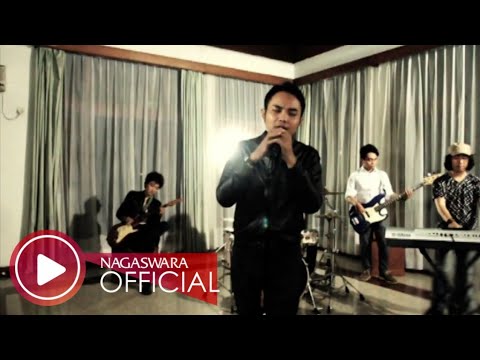 Neva Band - Kutunggu Dirimu (HD)