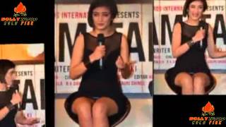 Akshara Hans Flashes Wardrobe Malfunction In Shamitabh Trailer Launch