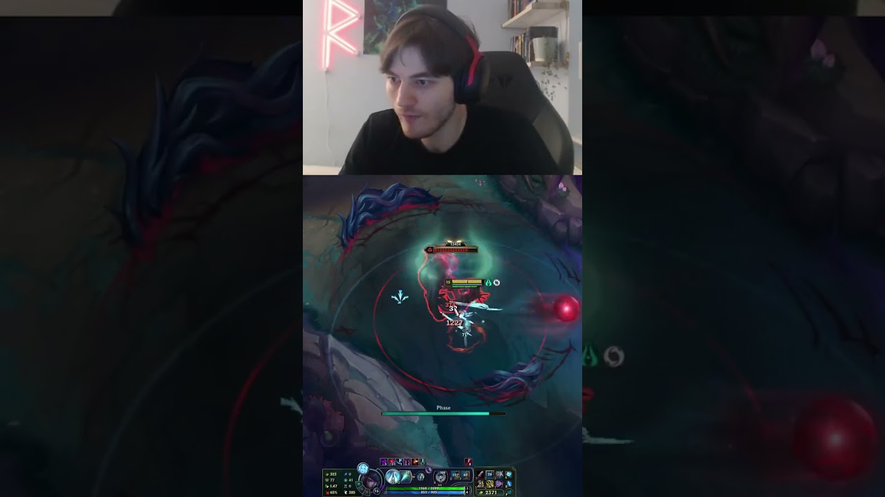 💀 Aphelios solos Atakhan like it’s just a river crab 😱🔥