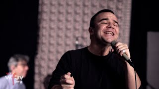 Future Islands - "The Thief" (Live at WFUV)