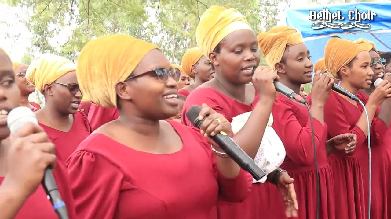 Umusaraba niwo Bendera // NZEMERA MBAMBWE By Bethel Choir