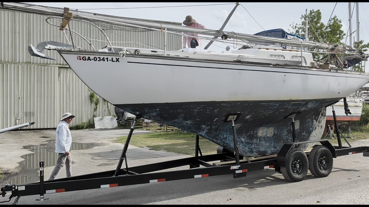⁣Designing a Versatile Fixed Keel Sailboat Trailer
