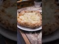 Pizza al pistacchio e mortadella fornetto a gas