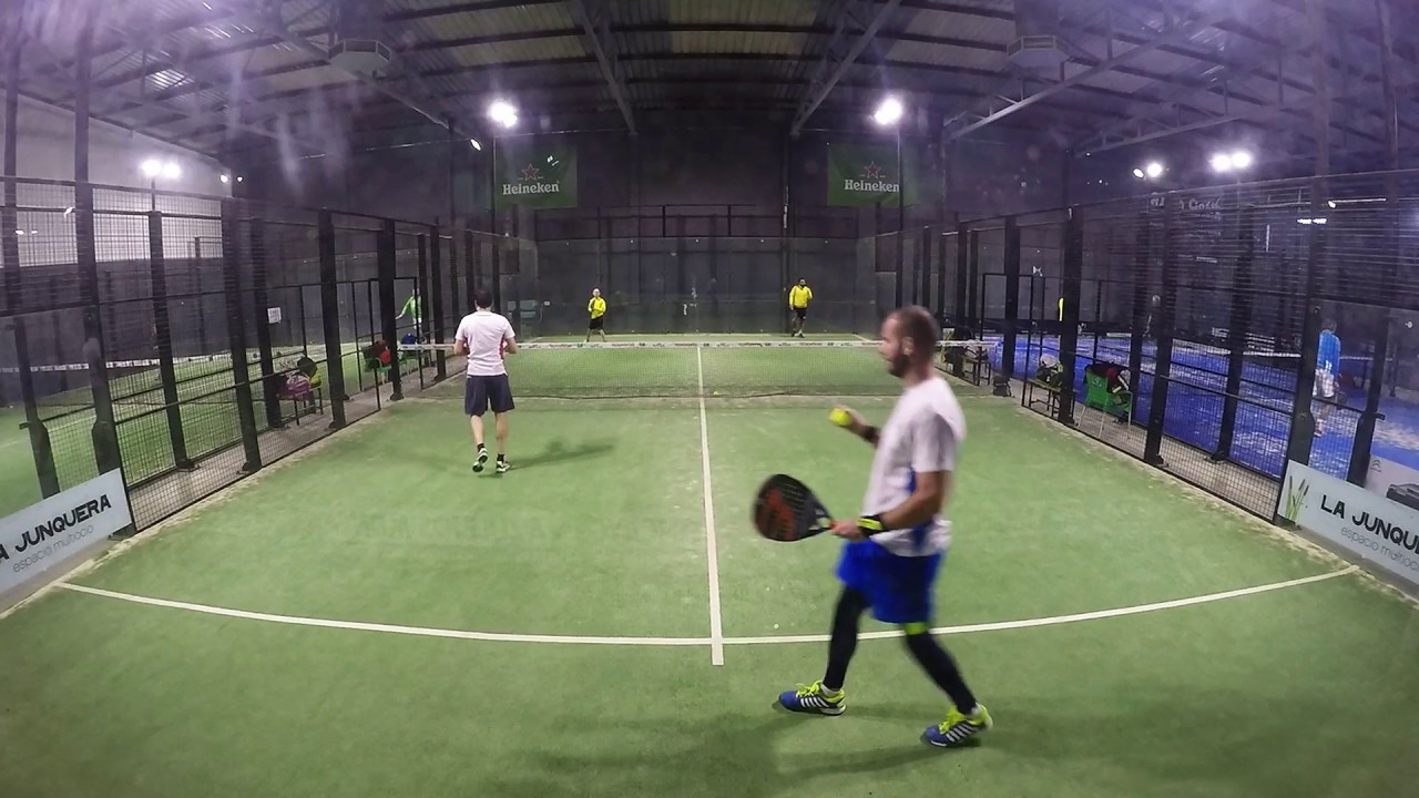 PADEL ENERO FER-GERARDO VS TUTI-TOPO - YouTube PADEL ENERO FER-GERARDO VS TUTI-TOPO - YouTube