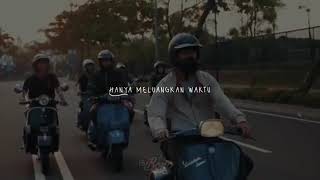 Menepi Versi Anak Motor Vespa