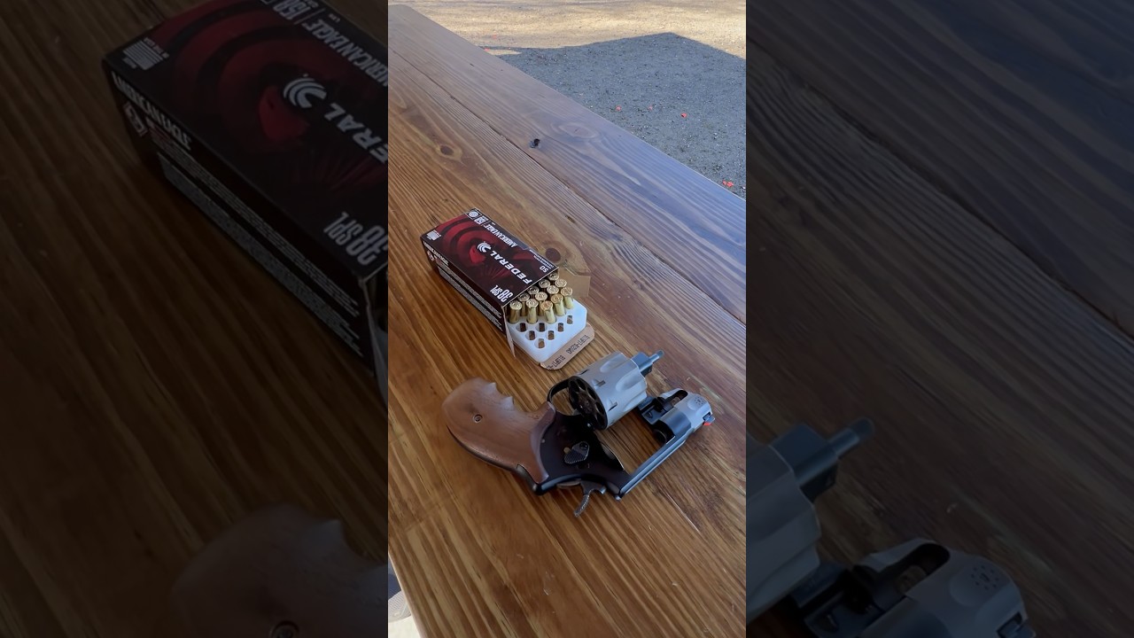 Smith & Wesson 327 Performance Center 357 Magnum!!!￼