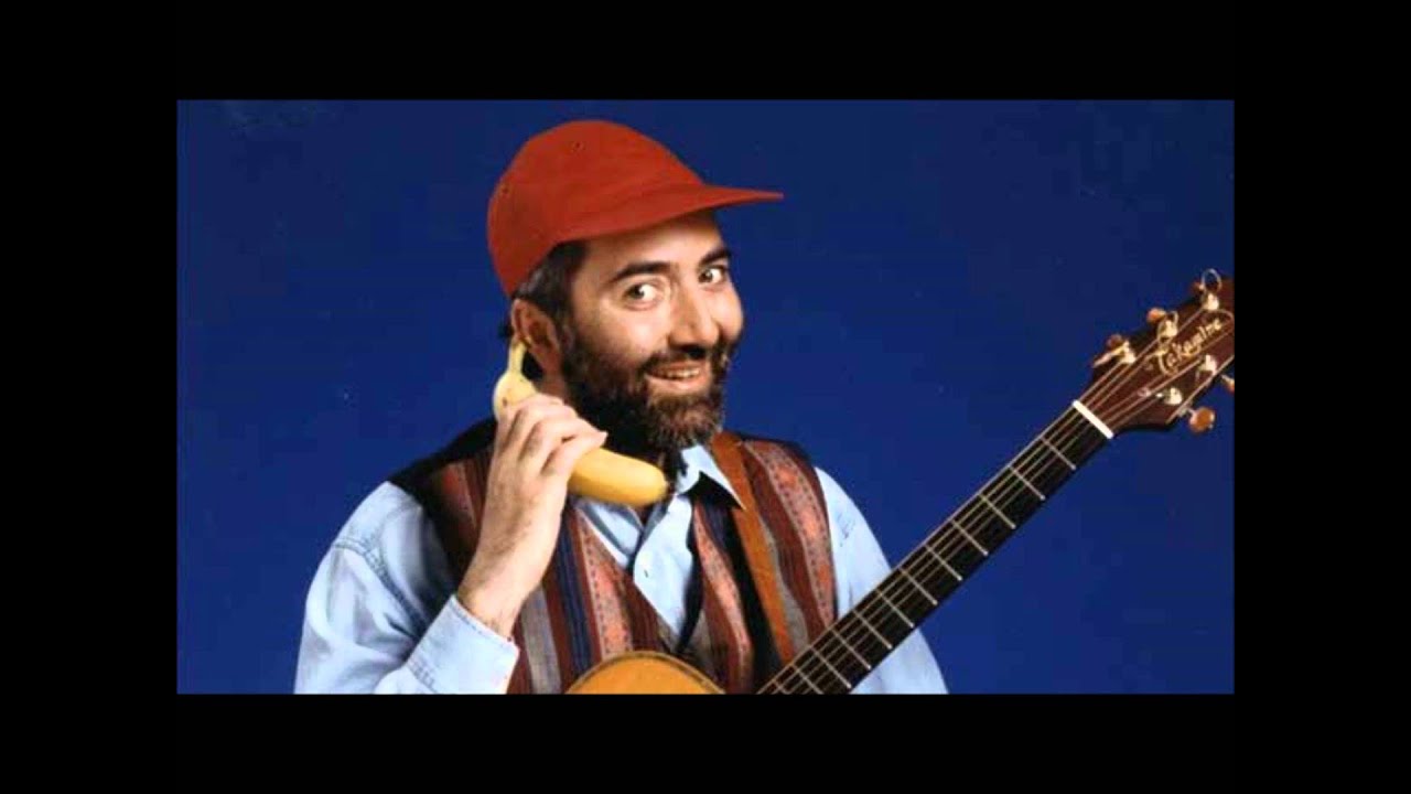 Raffi We Wish you a Merry Christmas - YouTube