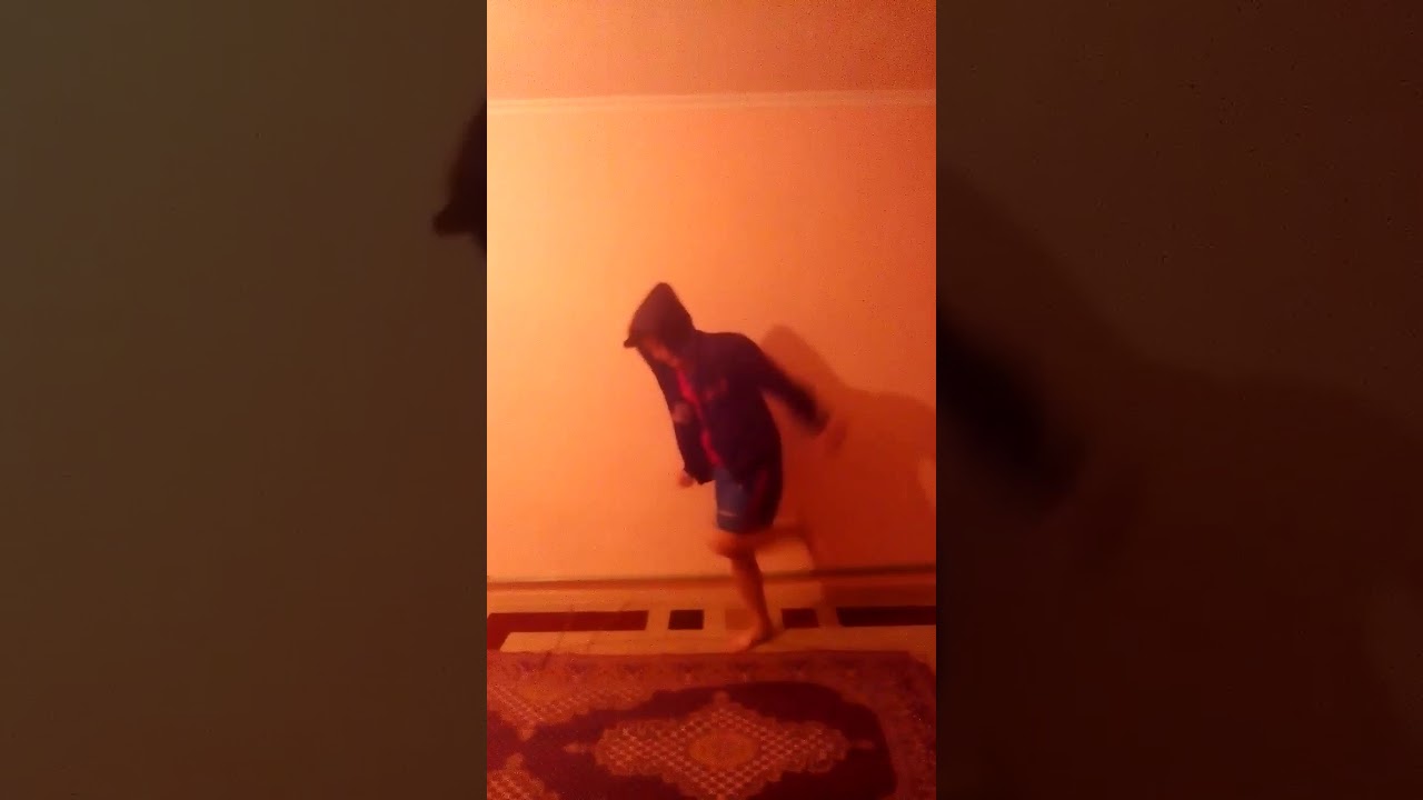 танцор диска - YouTube