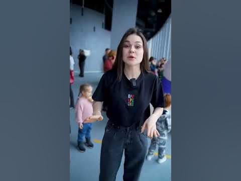 Медведь делает массаж 😅 - YouTube