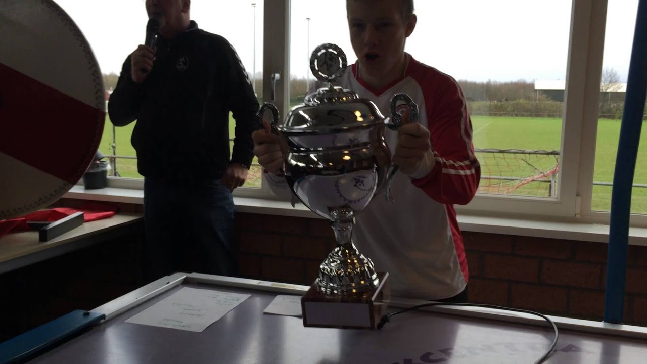 VV Brielle B1 pakt de cup met de grote oren op mid-wintertoernooi van