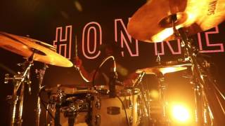 HONNE MANNEQUIN CHALLENGE (LIVE ON STAGE IN KOREA)