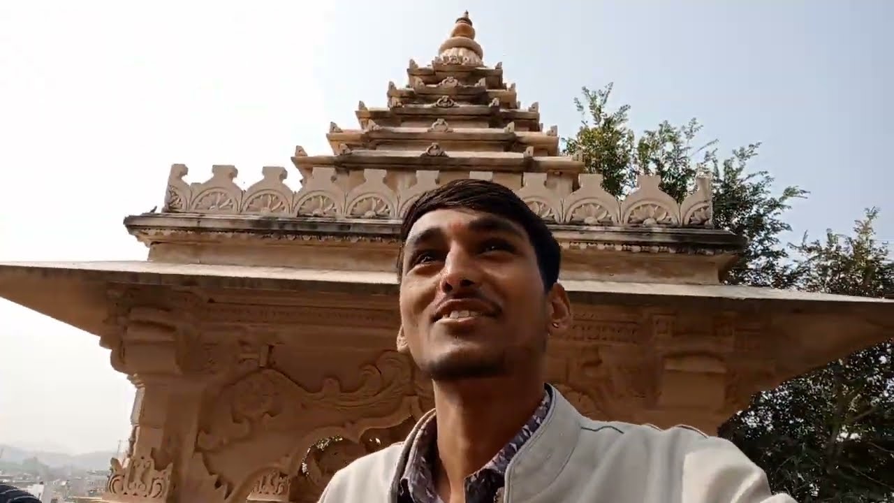 Aaj kaha aa gye 😄