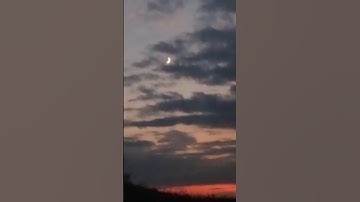 Crescent #Moon and Clouds Over the Lake.  11-05-24.
