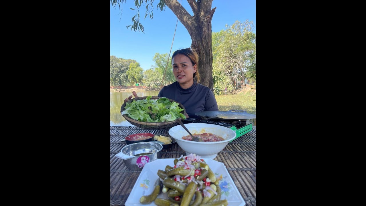 សាច់អាំងជ្រក់ត្រសក់ពិសេស