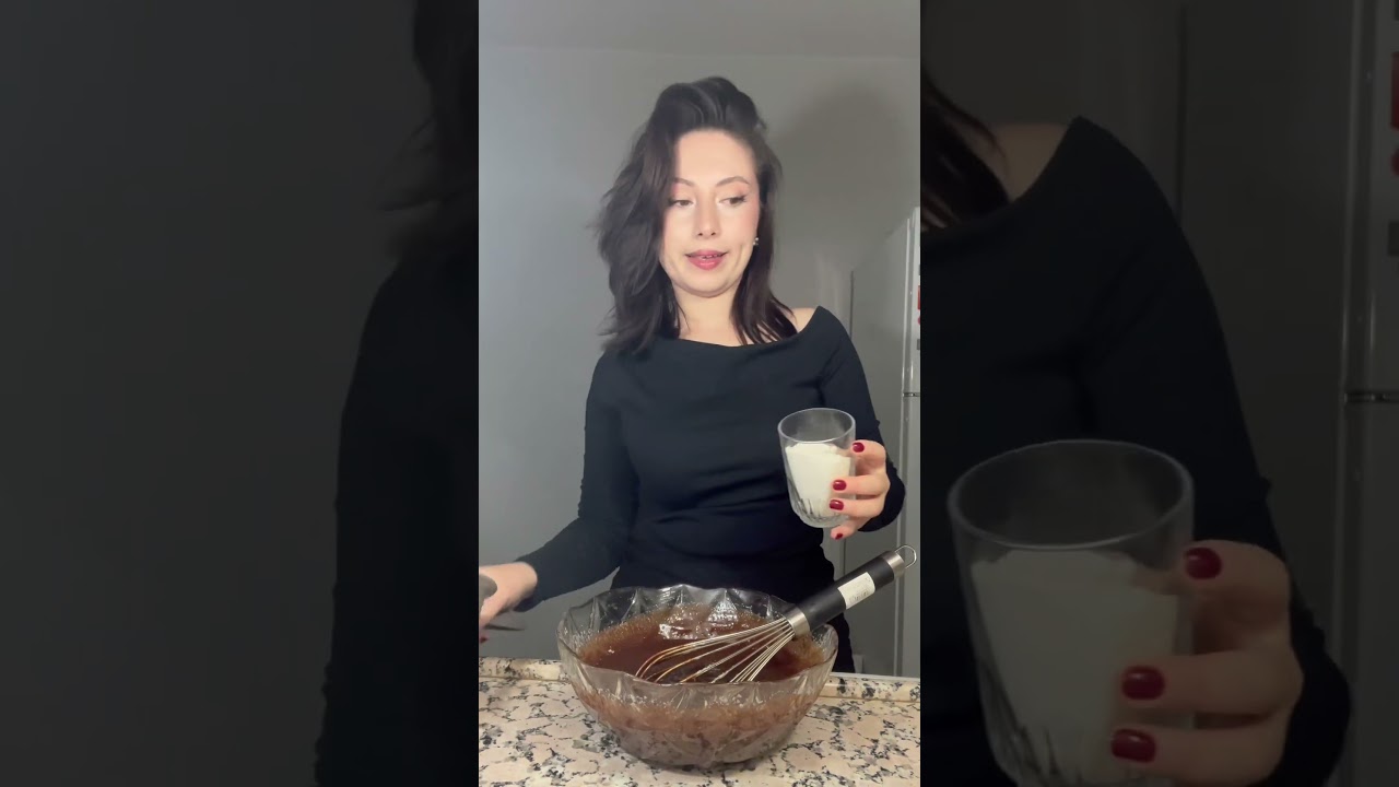 Brownie 😋🤤…..#cook #cooking #brownie #keşfetteyiz #tatlı #pratiktarifler #cake #yemektarifleri Brownie 😋🤤…..#cook #cooking #brownie #keşfetteyiz #tatlı #pratiktarifler #cake #yemektarifleri