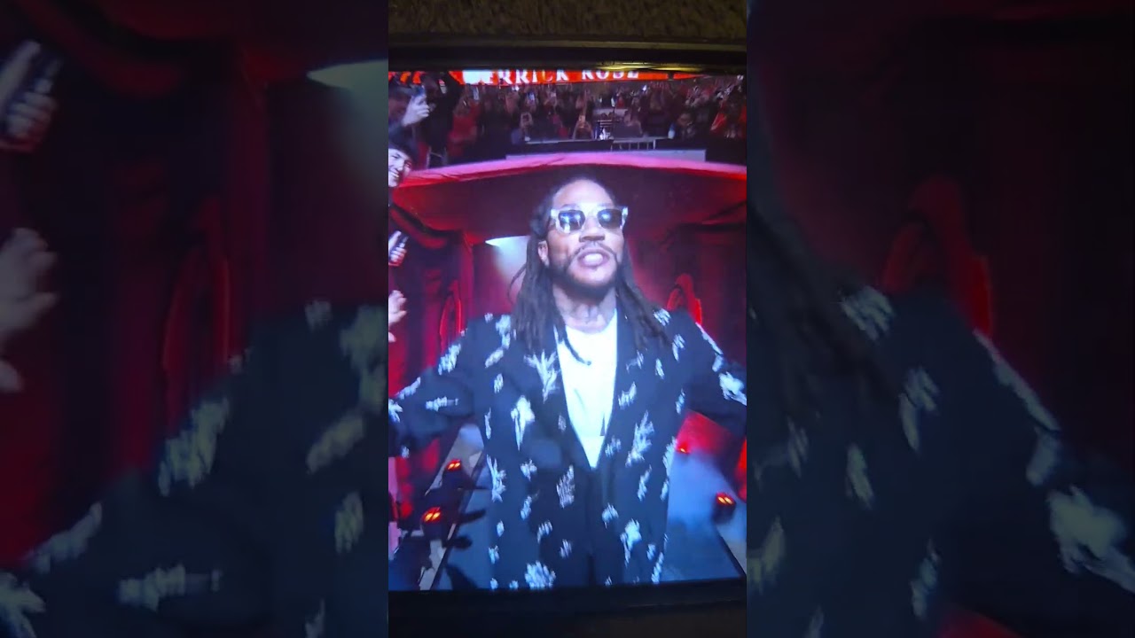 Майкл Джордан поздравляет Дерека Роуза 🌹 