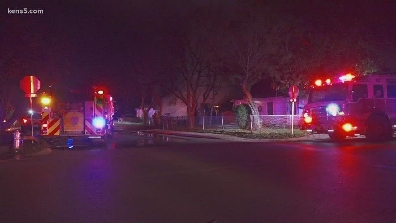San Antonio home declared total loss after fire - YouTube
